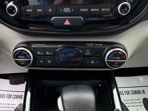 Used 2022 Kia Soul S FWD image 21