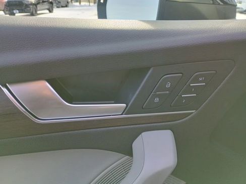 Used 2023 Audi Q5 2.0T Premium Plus image 23