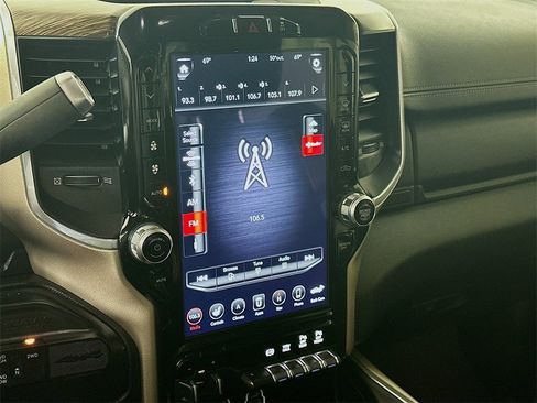 Used 2021 RAM 3500 Laramie image 17