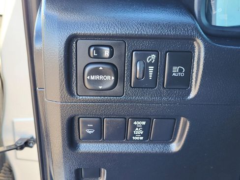 Used 2020 Toyota 4Runner SR5 Premium image 36