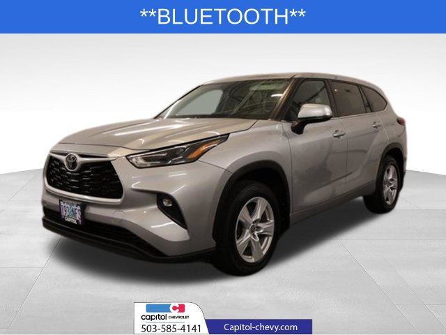 Used 2023 Toyota Highlander LE AWD/4WD image 7