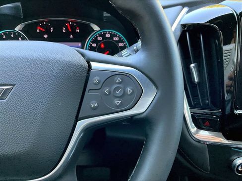 Used 2023 Chevrolet Traverse LT w/ Midnight/Sport Edition AWD/4WD image 8