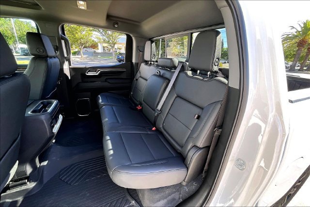 New 2026 Chevrolet Silverado 1500 RST w/ RST All Star Premium Package AWD/4WD image 10