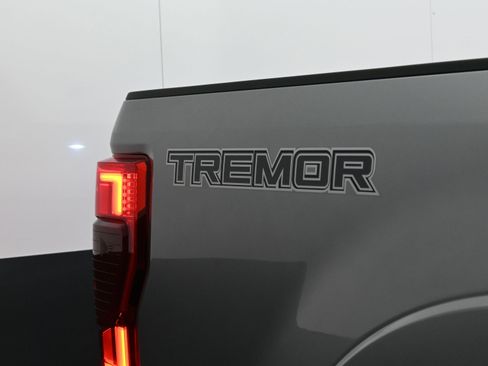 Used 2022 Ford F250 Lariat w/ Tremor Off-Road Package image 46