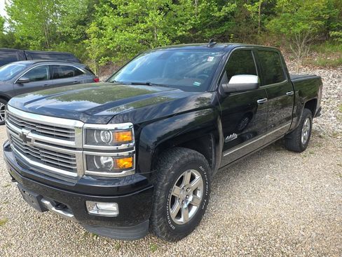 Used 2015 Chevrolet Silverado 1500 High Country w/ High Country Premium Package AWD/4WD image 3
