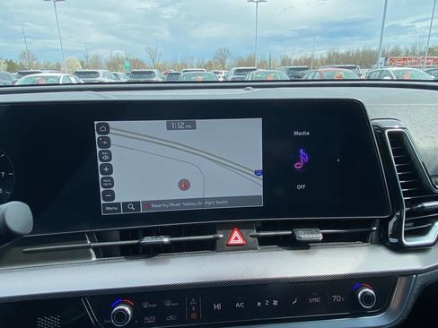 Certified 2025 Kia Sportage SX image 16