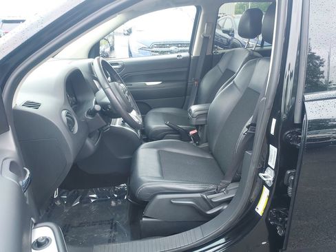 Used 2016 Jeep Compass Latitude AWD/4WD image 22