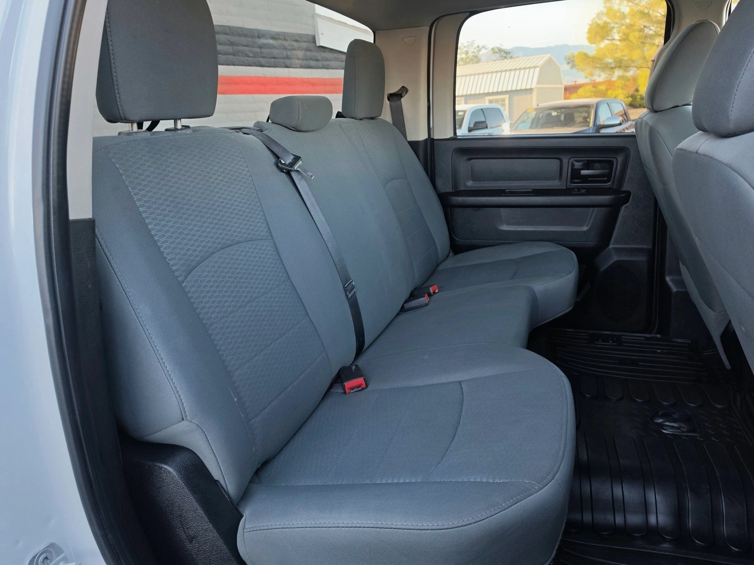 Used 2016 RAM 3500 Tradesman w/ Chrome Appearance Group AWD/4WD image 32