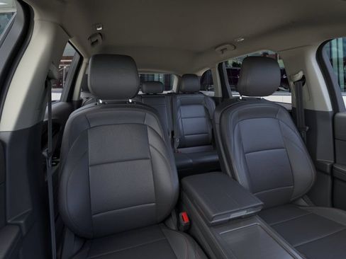 New 2026 Lincoln Nautilus Premier w/ Jet Appearance Package AWD/4WD image 29