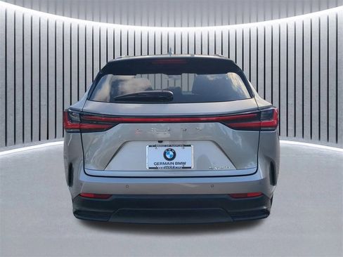 Used 2023 Lexus NX 250 FWD w/ Premium Package image 6