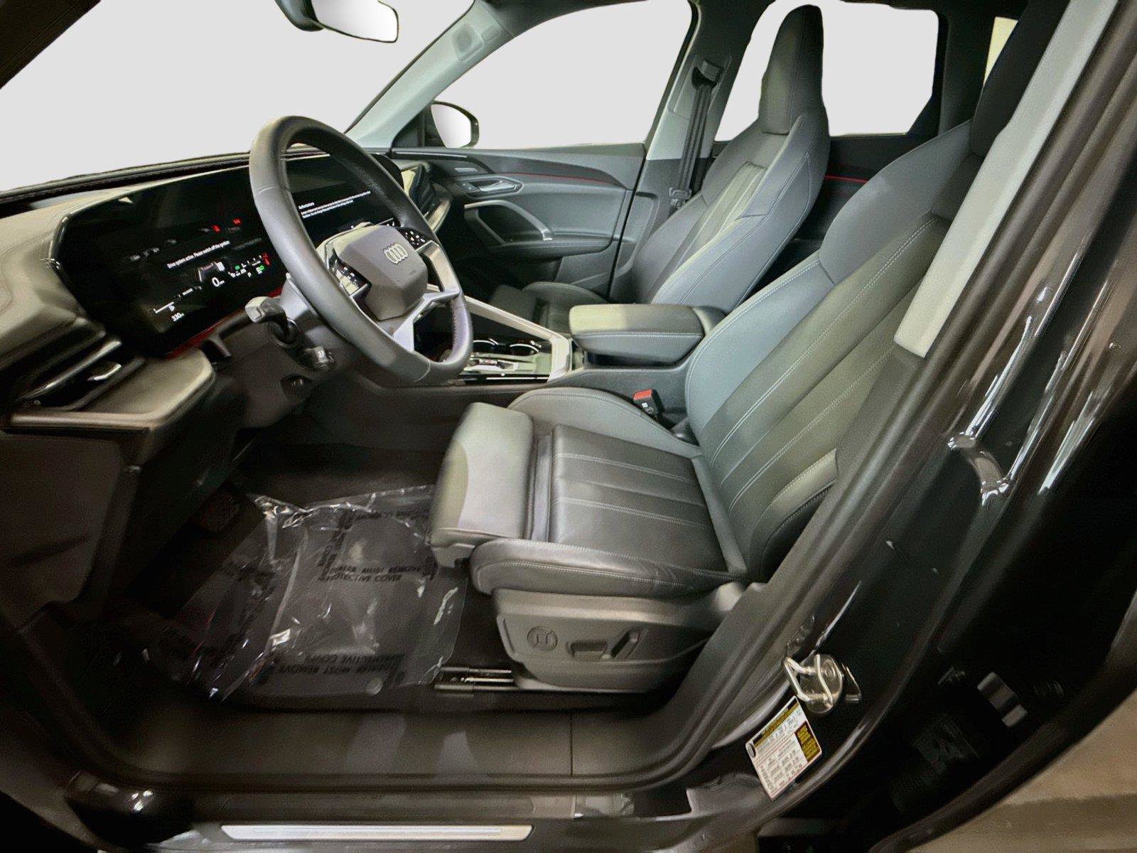 Certified 2025 Audi Q5 Premium Plus w/ Premium Plus AWD/4WD image 21