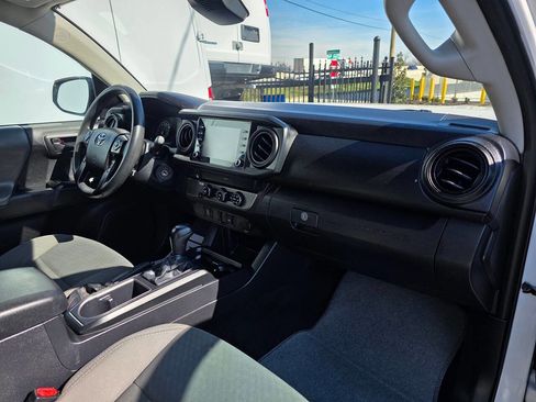 Used 2021 Toyota Tacoma SR image 17
