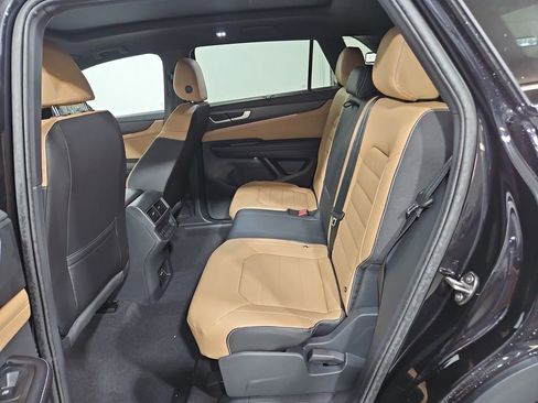 New 2026 Volkswagen Atlas Cross Sport SEL R-Line AWD/4WD image 23