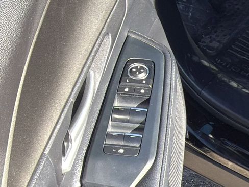 Used 2024 Toyota Grand Highlander XLE image 9