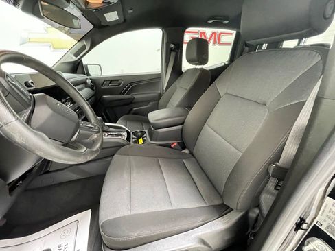 Used 2023 Chevrolet Colorado Trail Boss w/ Advanced Trailering Package AWD/4WD image 17