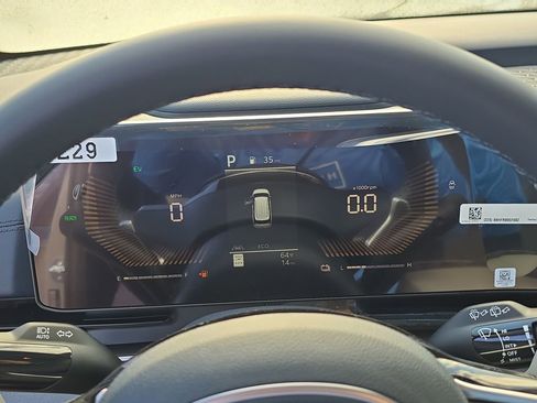 New 2026 Kia Carnival EX image 33