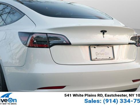 Used 2021 Tesla Model 3 Standard Range Plus image 19