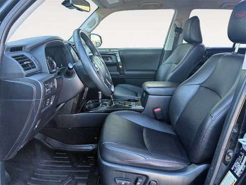 Used 2021 Toyota 4Runner TRD Off-Road Premium image 9