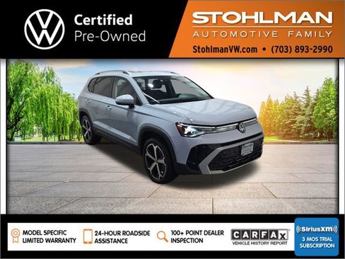 Used 2025 Volkswagen Taos SEL image 1