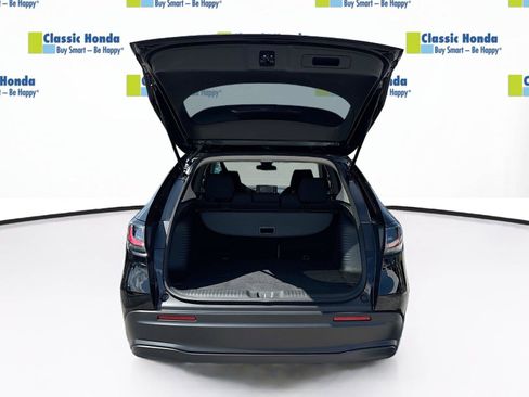 Certified 2025 Honda HR-V LX image 27