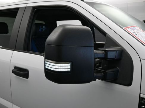 Used 2020 Ford F250 XL w/ STX Appearance Package image 44