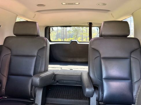 Used 2018 Chevrolet Tahoe LT AWD/4WD image 28