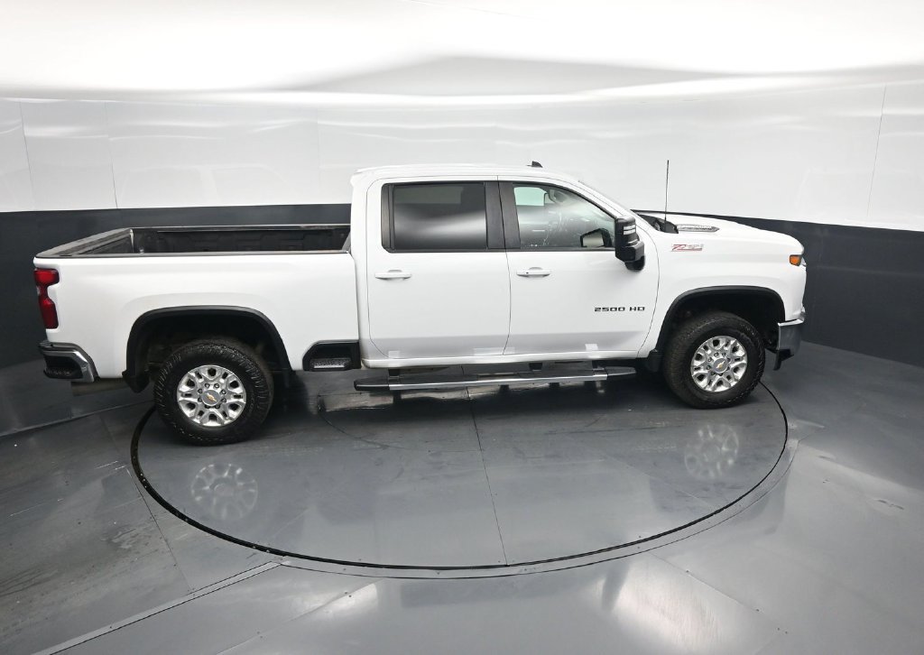 Used 2023 Chevrolet Silverado 2500 LT w/ Convenience Package AWD/4WD image 27