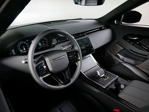 New 2025 Land Rover Range Rover Evoque Dynamic SE AWD/4WD image 16