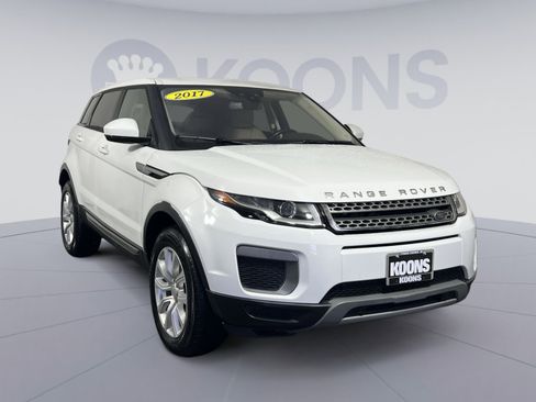 Used 2017 Land Rover Range Rover Evoque SE image 10