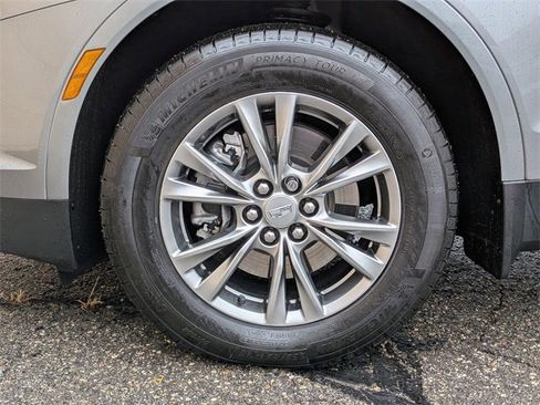 Certified 2023 Cadillac XT5 Premium Luxury w/ LPO, Floor Liner Package image 28