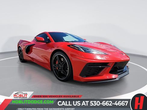 Used 2021 Chevrolet Corvette Stingray Coupe w/ Z51 Performance Package RWD image 1