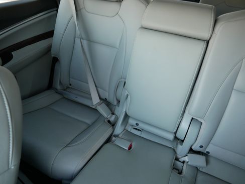 Used 2018 Acura MDX w/Technology Pkg image 12