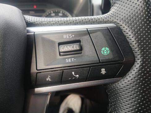 Used 2025 Mitsubishi Outlander SE AWD/4WD image 25