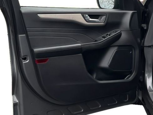 Used 2022 Ford Escape SEL image 14