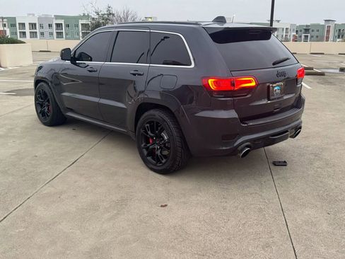 Used 2014 Jeep Grand Cherokee SRT image 51