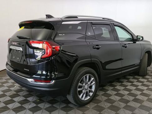 Used 2024 GMC Terrain SLT AWD/4WD image 14