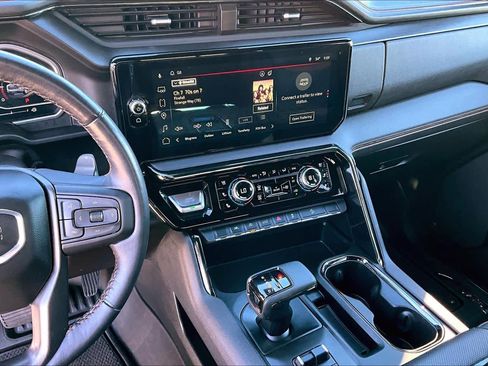 Certified 2022 GMC Sierra 1500 AT4 w/ AT4 Preferred Package image 6