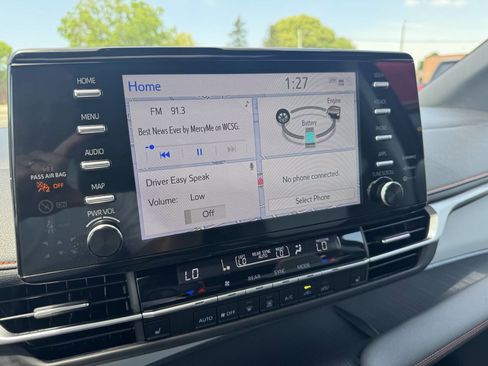 Used 2024 Toyota Sienna XSE AWD/4WD image 12