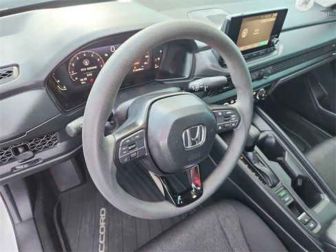 Used 2025 Honda Accord LX image 10