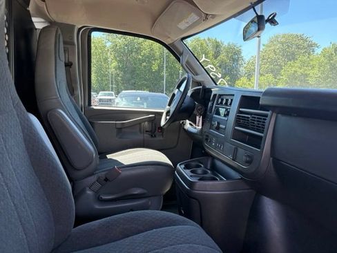 Used 2024 GMC Savana 2500 w/ Driver Convenience Package RWD image 23
