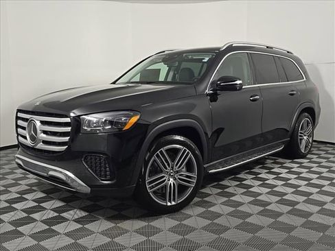 New 2026 Mercedes-Benz GLS 450 4MATIC image 1