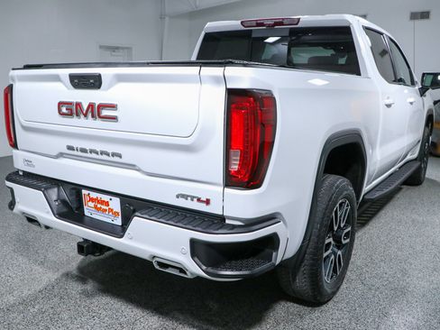 Used 2023 GMC Sierra 1500 AT4 w/ AT4 Premium Package AWD/4WD image 7