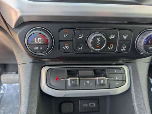 Used 2023 GMC Acadia SLE AWD/4WD image 5