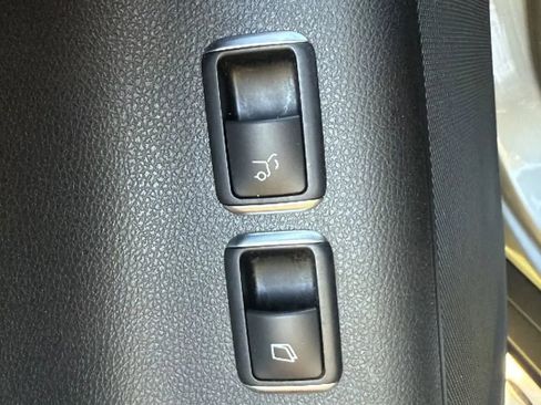 Used 2015 Mercedes-Benz GL 450 4MATIC image 43