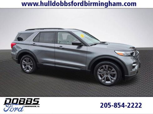 Certified 2023 Ford Explorer XLT w/ Equipment Group 202A AWD/4WD image 1