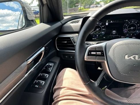 Certified 2025 Kia Telluride SX Prestige X-Line AWD/4WD image 46