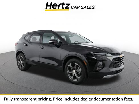 Used 2025 Chevrolet Blazer LT FWD image 1