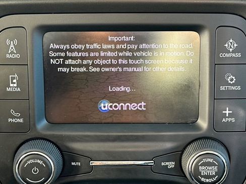 Used 2019 Jeep Renegade Sport image 31