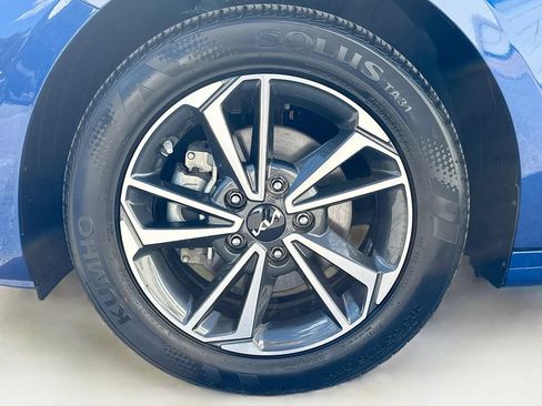 Certified 2023 Kia Forte LXS w/ LXS Technology Package FWD image 31
