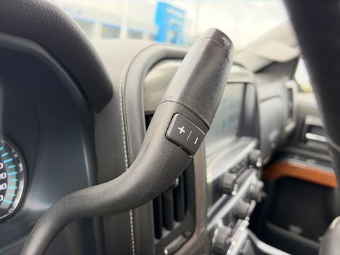 Used 2018 Chevrolet Silverado 1500 High Country AWD/4WD image 30